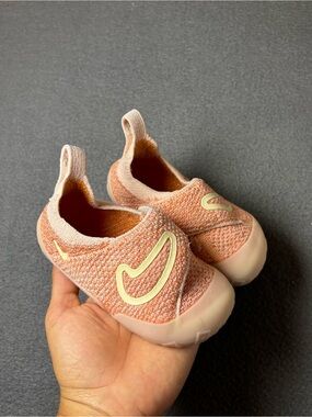 Nike Swoosh 1 (TD) Washed Coral Muslin Size 6C